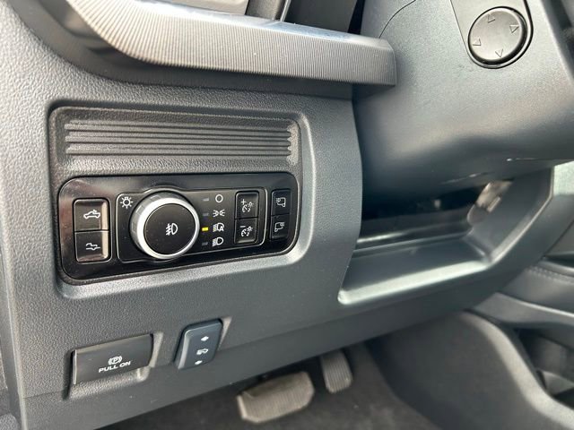 Used 2025 Ford F450 Platinum AWD/4WD image 30