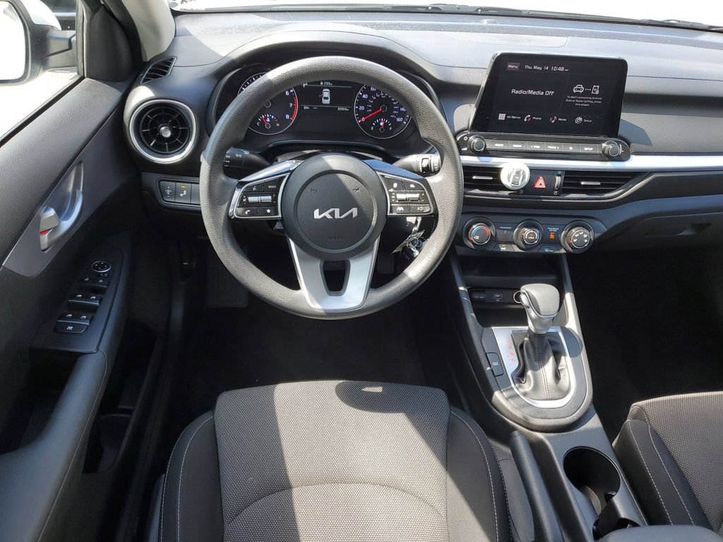 Certified 2022 Kia Forte LXS w/ LXS Technology Package FWD image 12