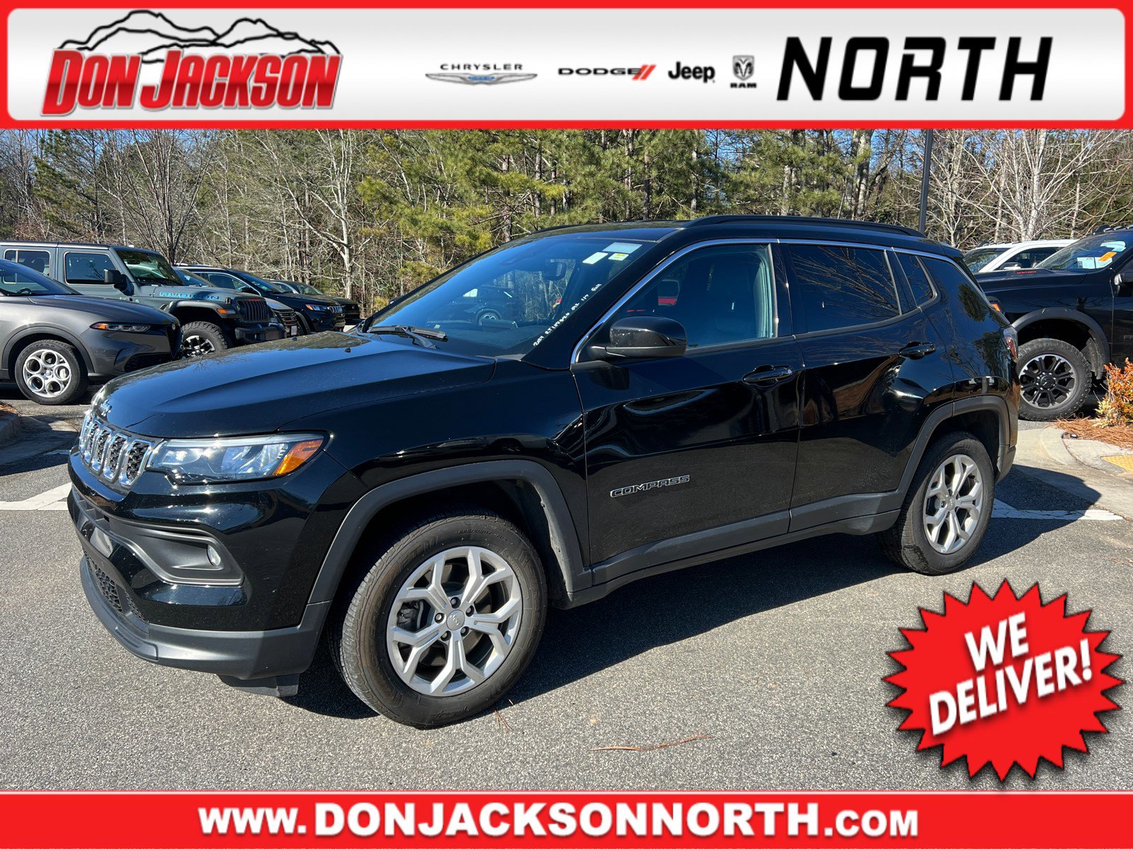 Used 2024 Jeep Compass Latitude image 1