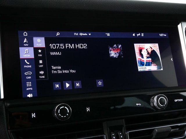 Certified 2023 Porsche Macan AWD image 13