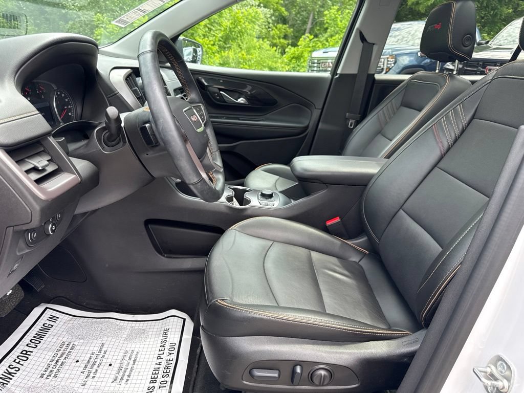 Used 2024 GMC Terrain AT4 w/ LPO, 'HIT The Road' Package AWD/4WD image 9