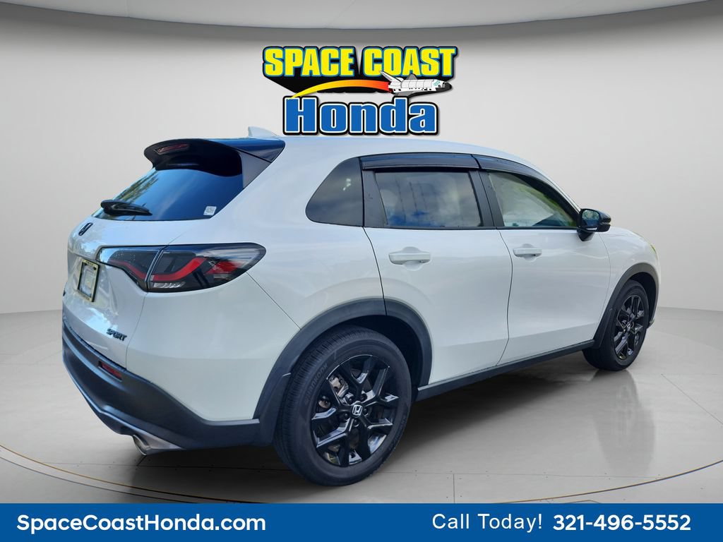 Certified 2024 Honda HR-V Sport image 3
