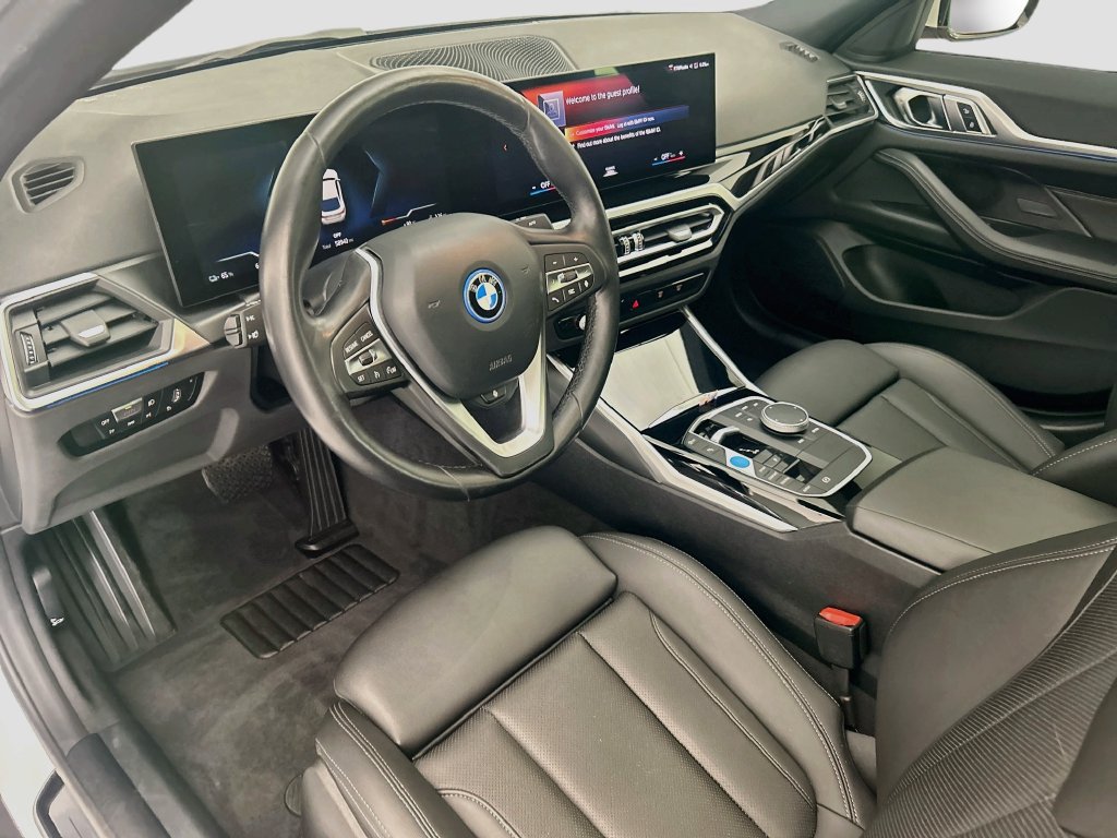 Used 2023 BMW i4 eDrive40 w/ Premium Package RWD image 9
