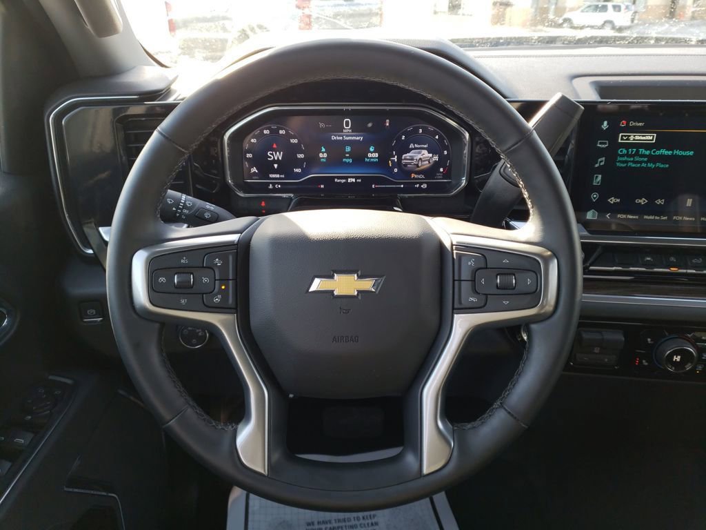 Used 2025 Chevrolet Silverado 1500 LT image 14