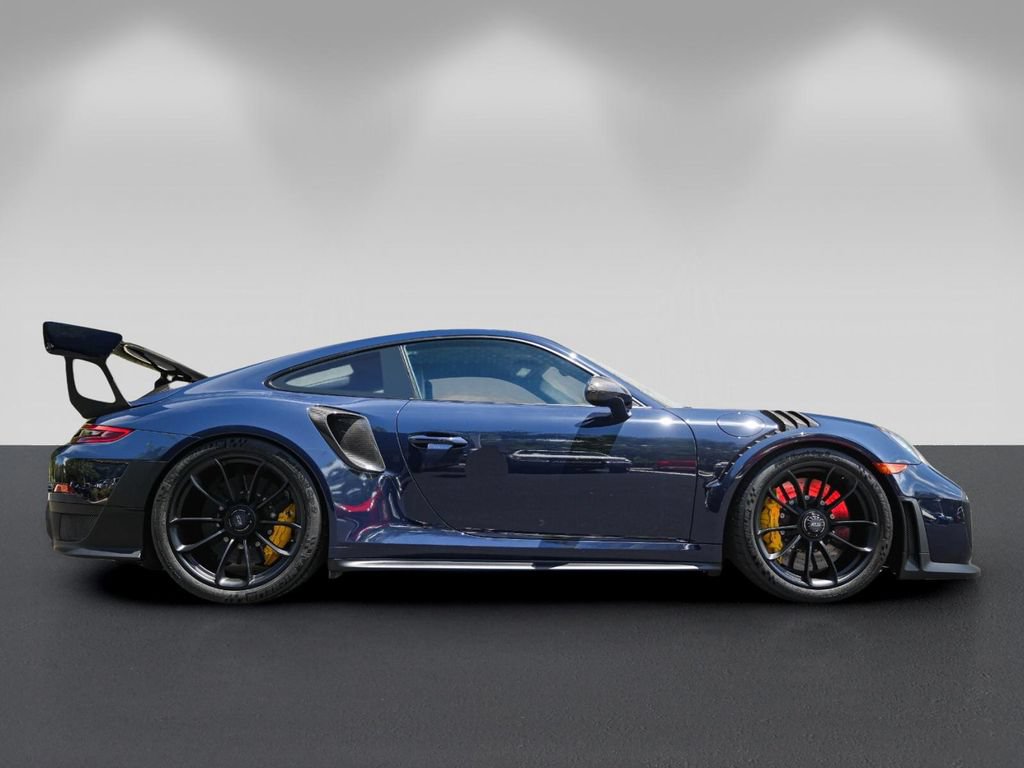 Used 2018 Porsche 911 GT2 RS RWD image 2