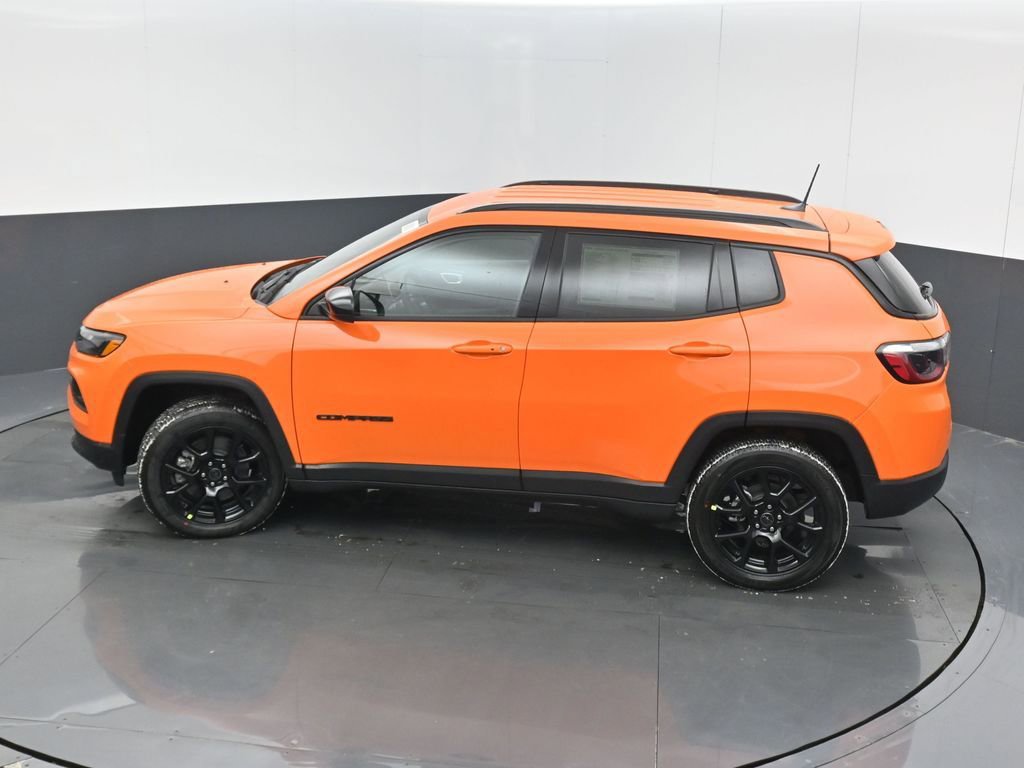 New 2026 Jeep Compass Latitude image 40