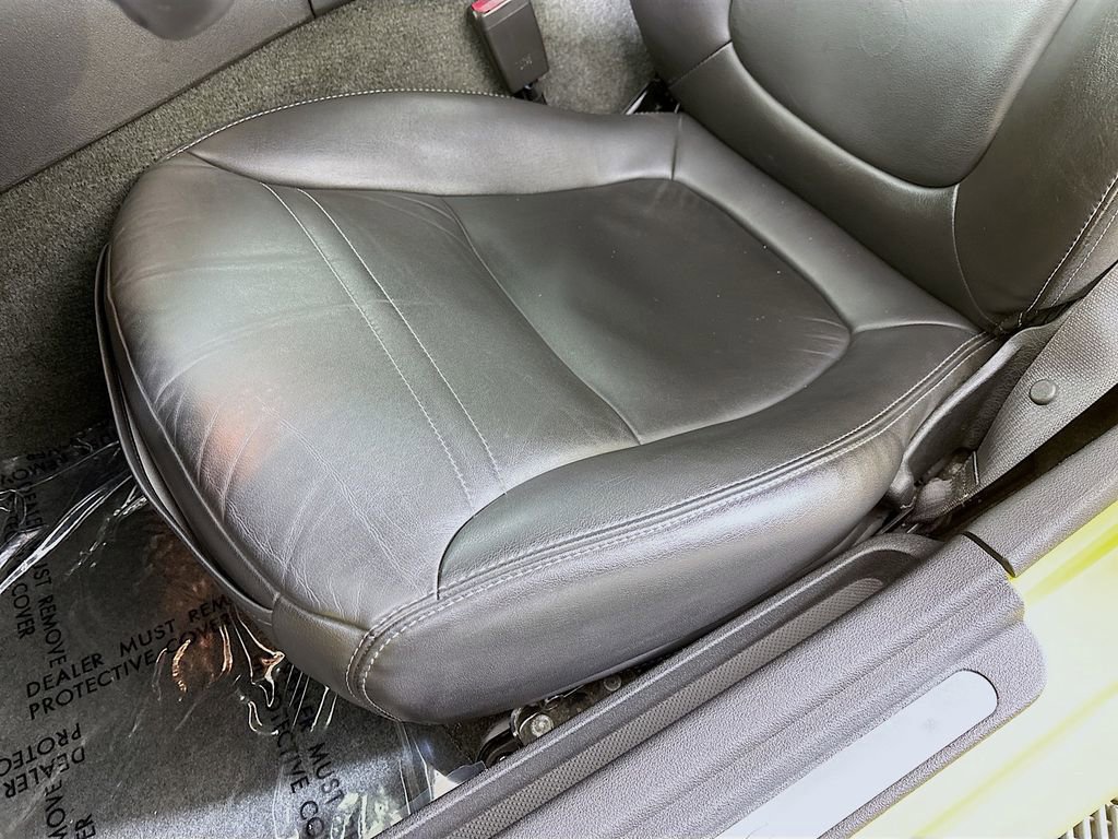 Used 2007 Pontiac Solstice GXP w/ Premium Package image 19