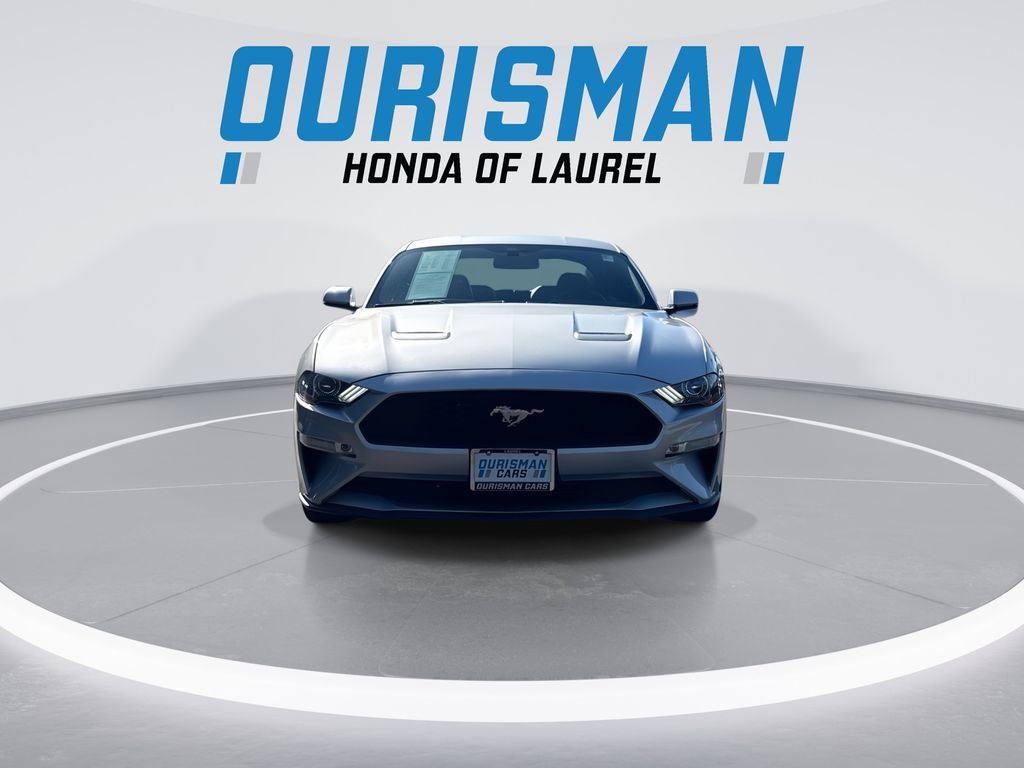 Used 2019 Ford Mustang Premium RWD image 3