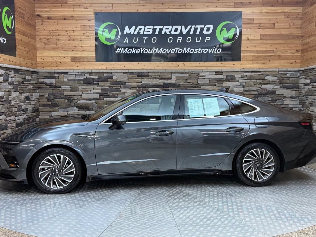 Used 2024 Hyundai Sonata Limited FWD image 10