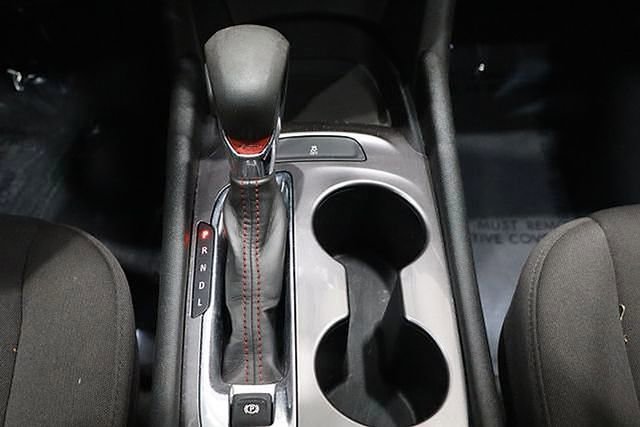 Used 2022 Chevrolet Malibu RS image 33