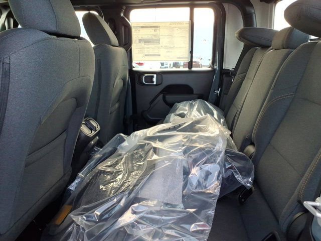 New 2026 Jeep Gladiator Sport AWD/4WD image 16