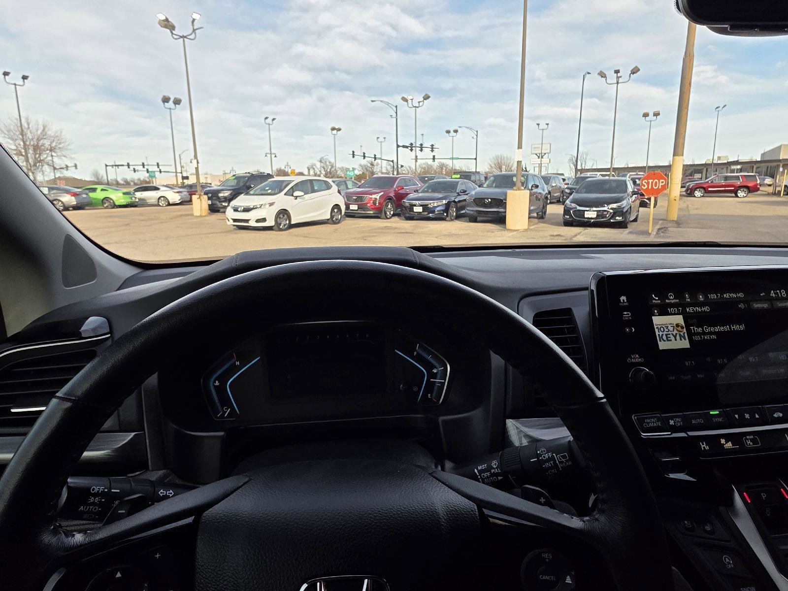 Used 2023 Honda Odyssey Elite image 25