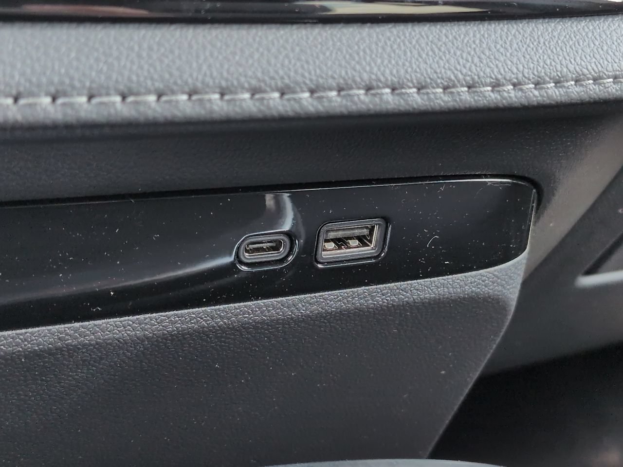 New 2026 Buick Enclave Preferred w/ Power Package FWD image 23