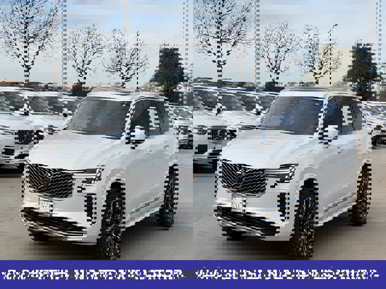 Certified 2025 Volvo XC90 B6 Plus image 3