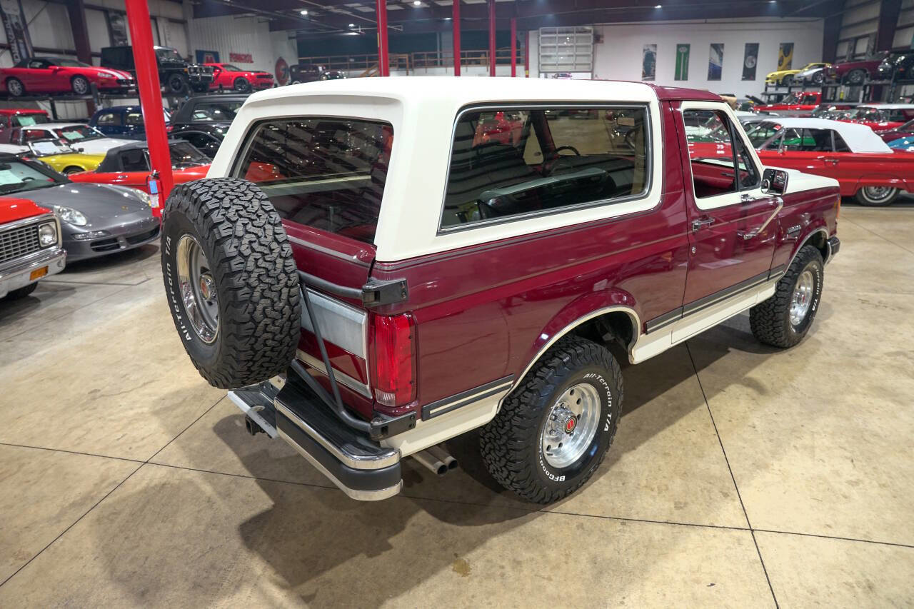 Used 1990 Ford Bronco XLT 2dr 4WD SUV image 28