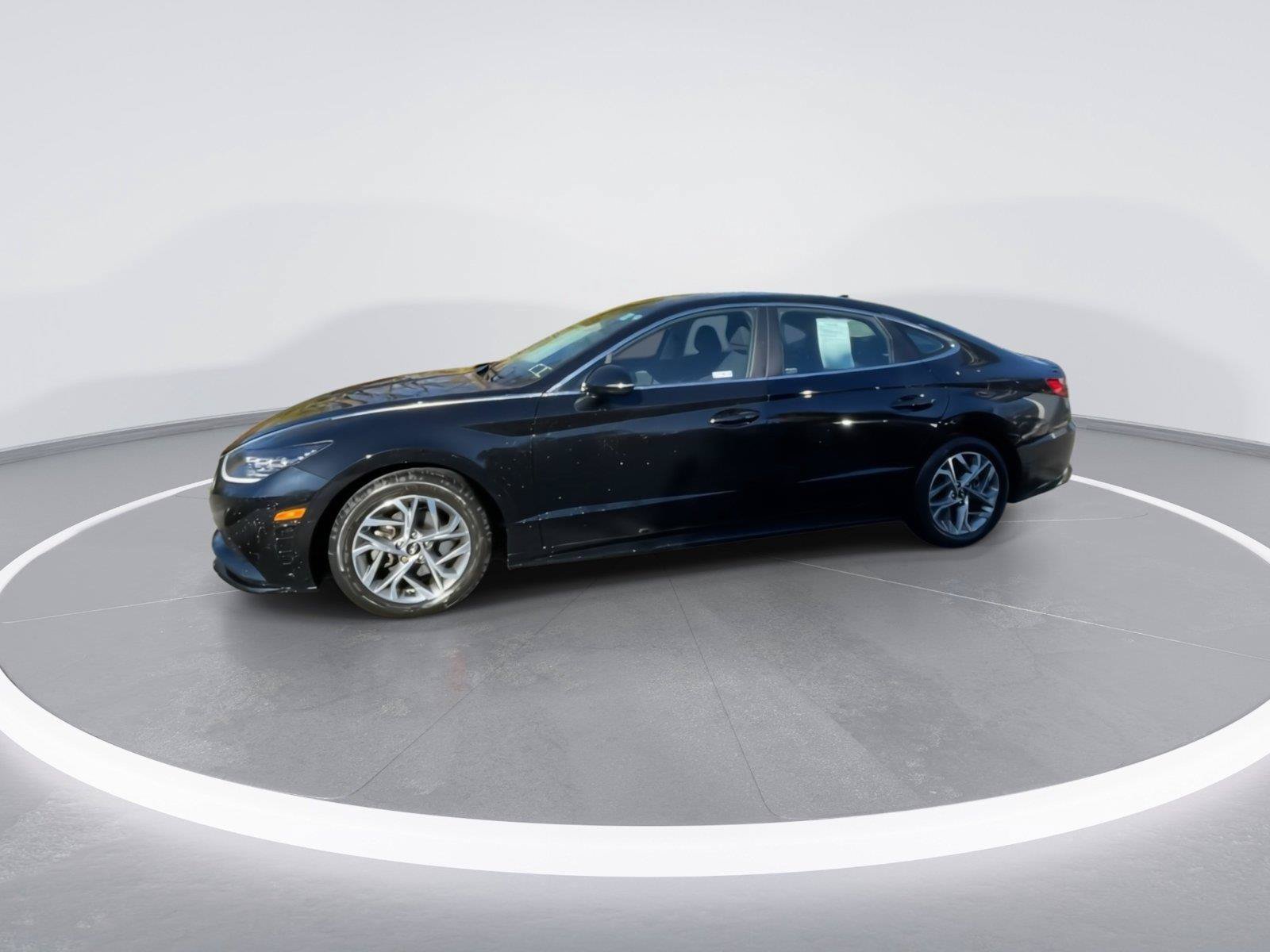 Used 2023 Hyundai Sonata SEL w/ Preferred Accessory Package FWD image 5