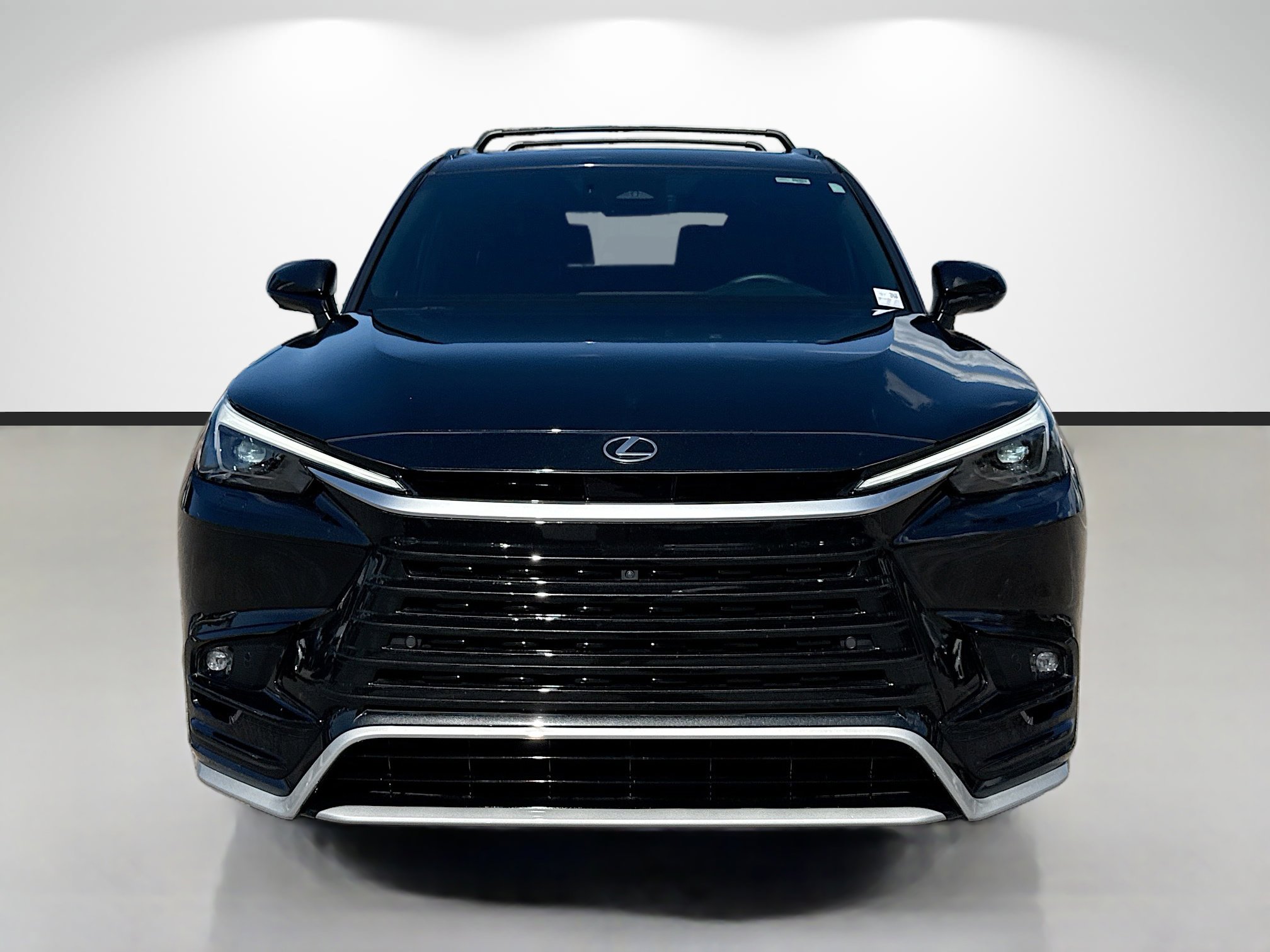 Used 2025 Lexus TX 500h AWD w/ Technology Package image 8