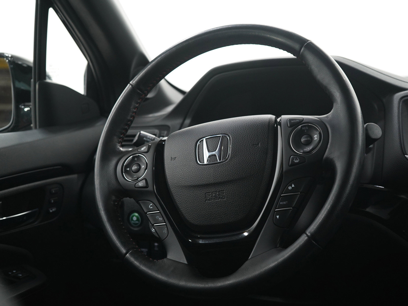 Used 2020 Honda Ridgeline Black Edition image 14