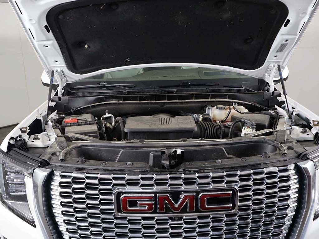 Used 2024 GMC Yukon Denali AWD/4WD image 17
