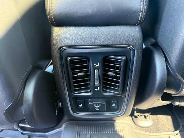 Used 2013 Jeep Grand Cherokee Overland Summit AWD/4WD image 25