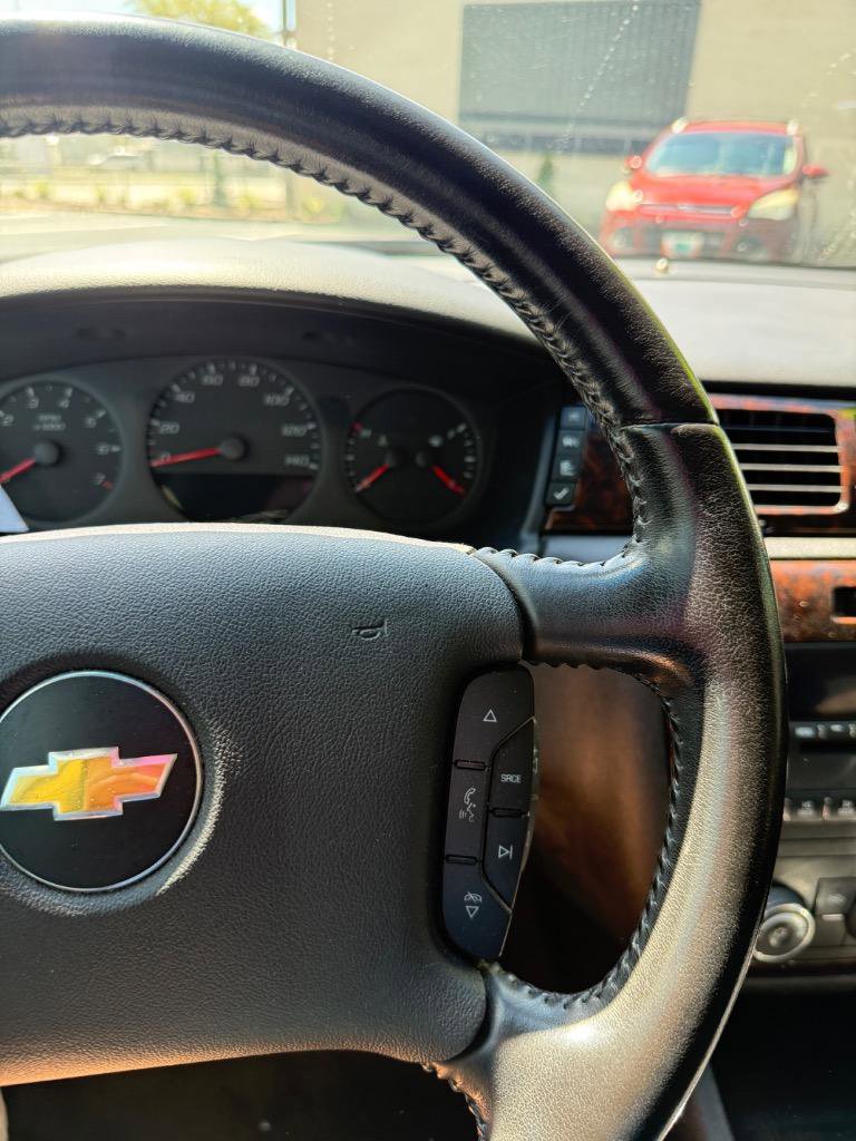 Used 2014 Chevrolet Impala Limited LS FWD image 11