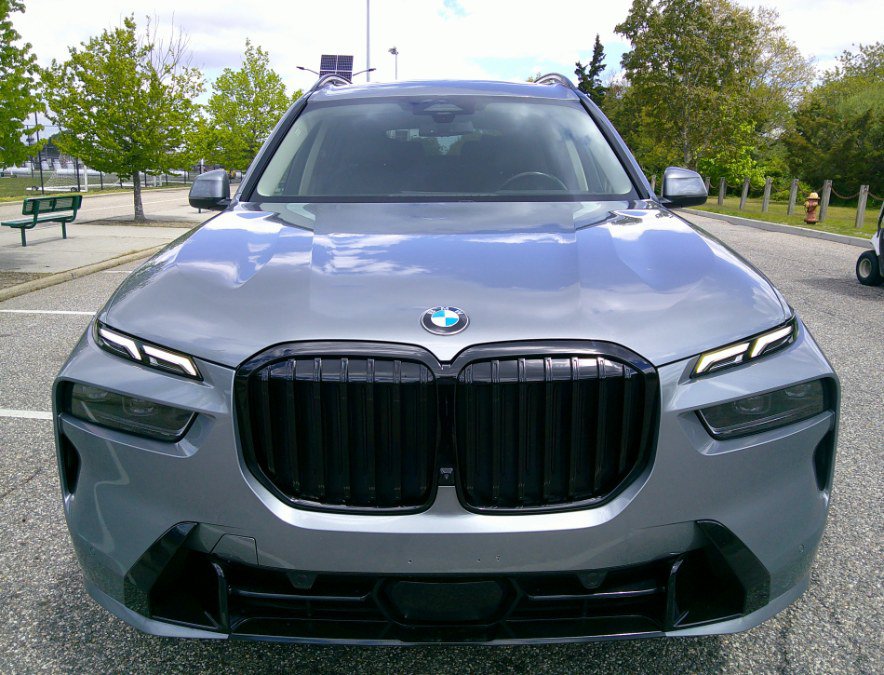 Used 2023 BMW X7 xDrive40i AWD/4WD image 10