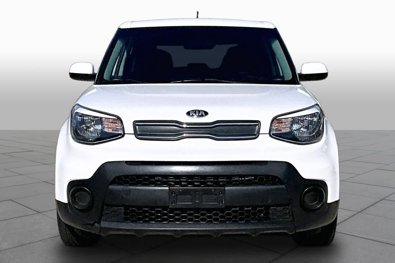 Used 2018 Kia Soul FWD image 4