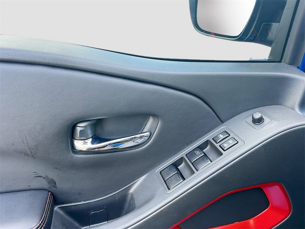 Used 2025 Nissan Frontier PRO-4X w/ Tow Package image 9