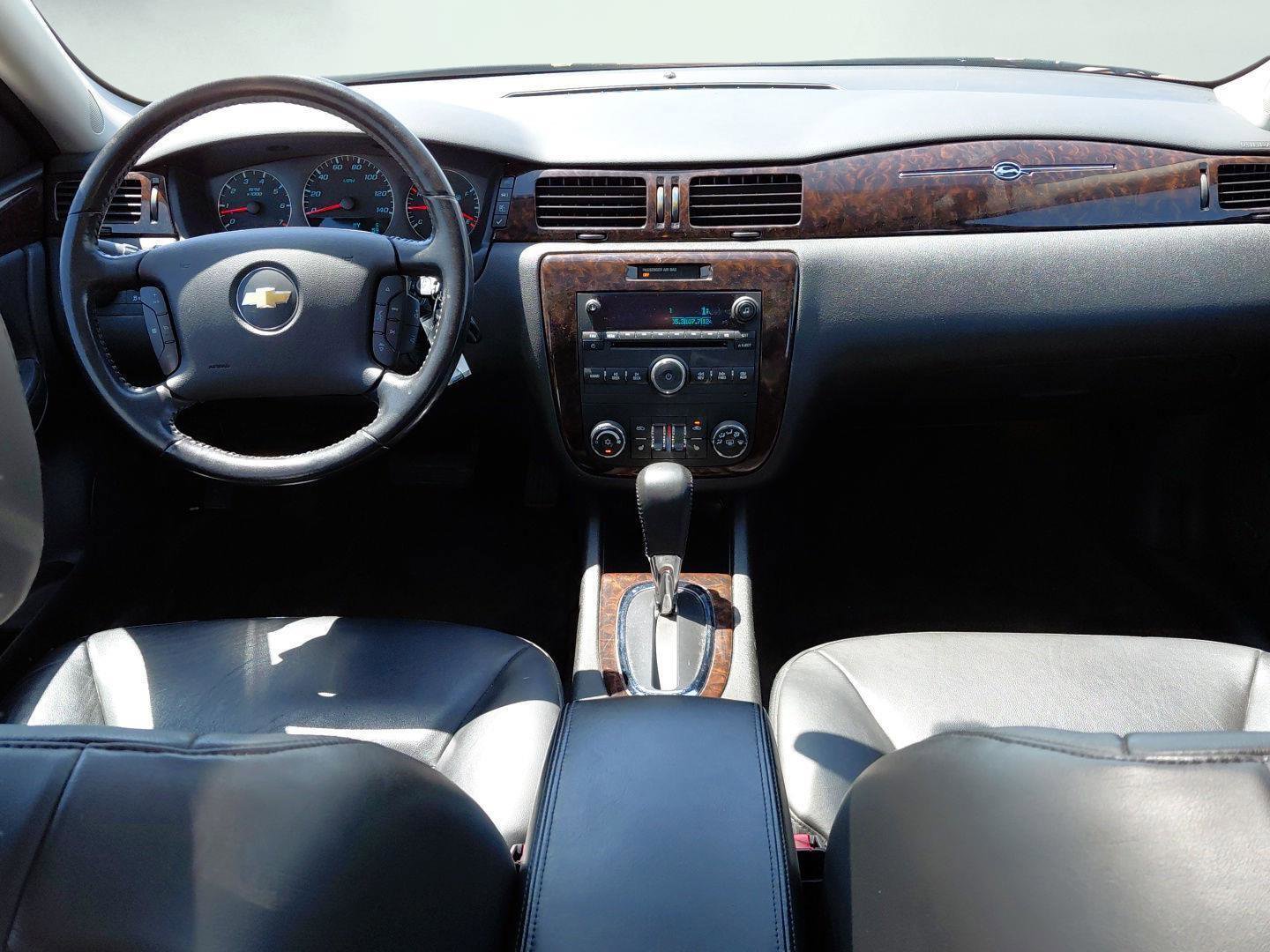 Used 2014 Chevrolet Impala LTZ FWD image 33