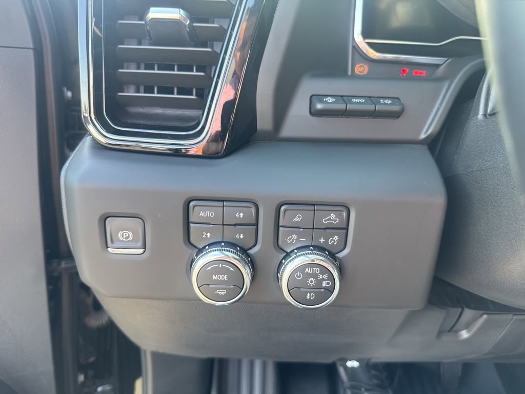 Certified 2025 GMC Sierra 2500 AT4 w/ AT4 Premium Plus Package AWD/4WD image 52
