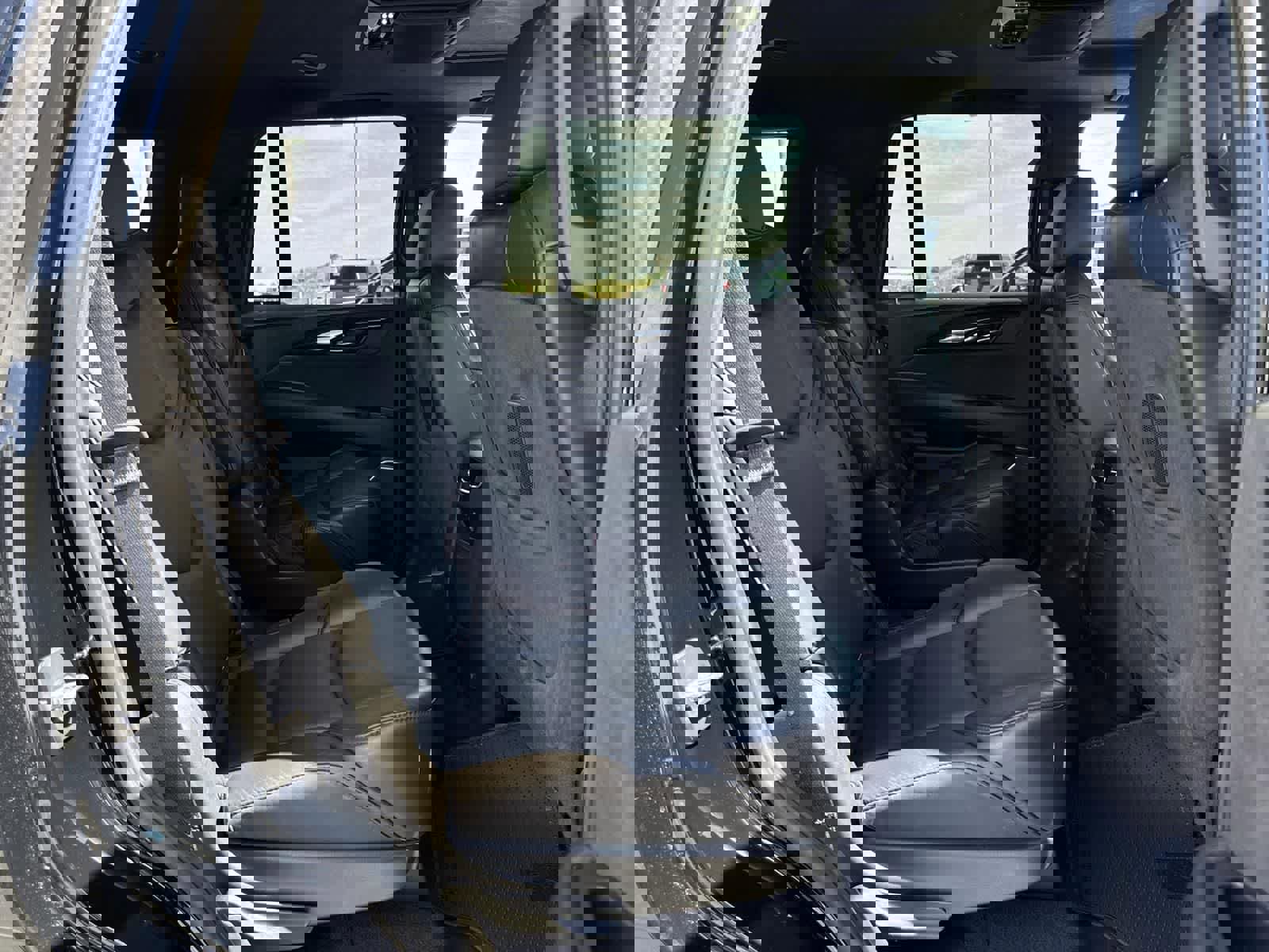 Used 2020 Cadillac Escalade Platinum w/ Escalade Sport Edition image 39