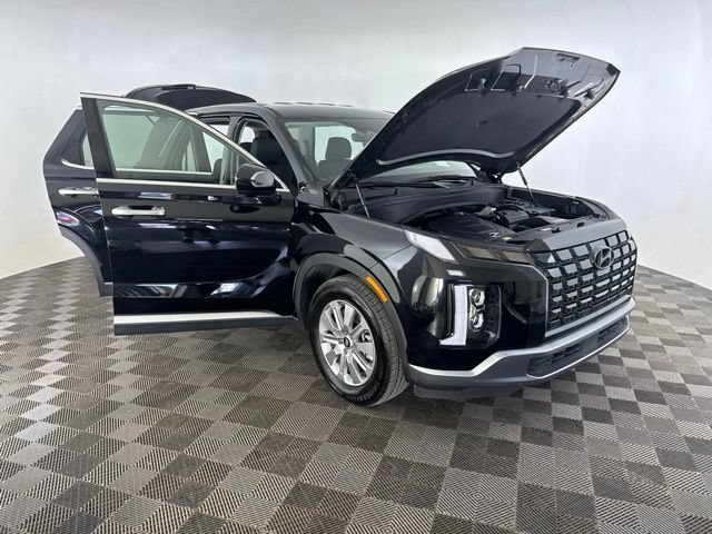 Used 2025 Hyundai Palisade SE AWD/4WD image 13