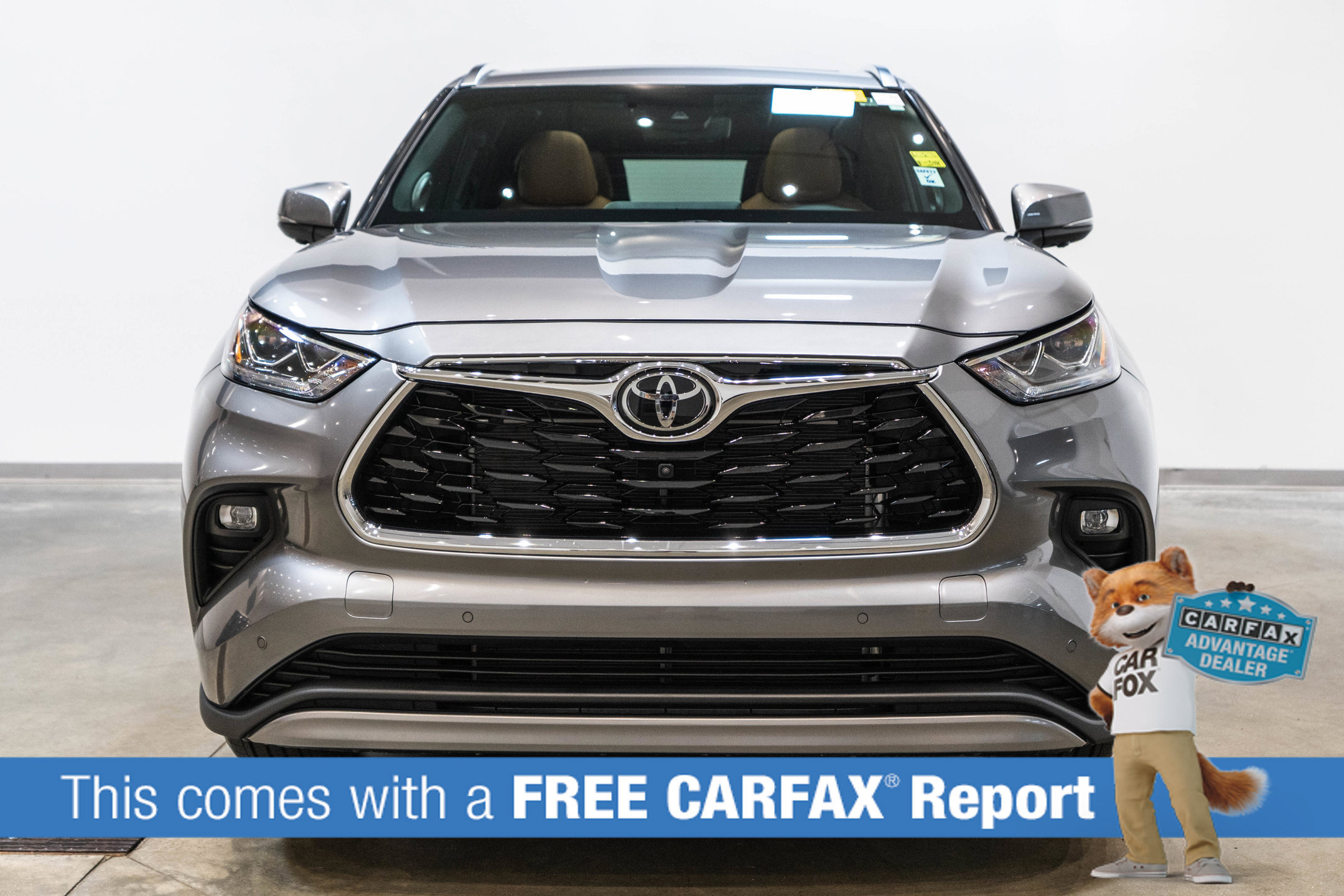 Certified 2026 Toyota Highlander Platinum AWD/4WD image 2