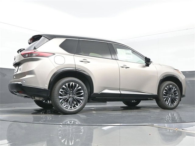 New 2026 Nissan Rogue Platinum w/ Platinum Premium Package image 24