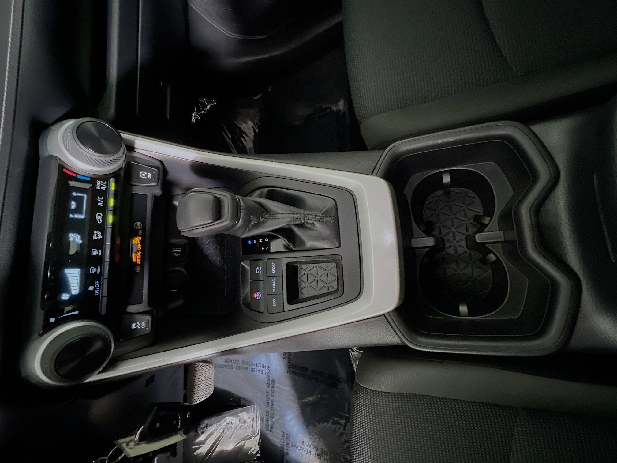 Used 2025 Toyota RAV4 LE image 24