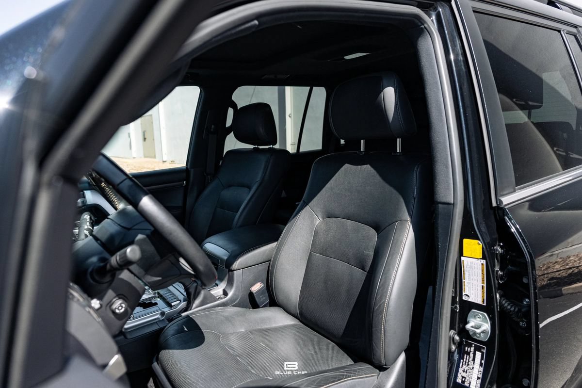 Used 2020 Toyota Land Cruiser Heritage Edition AWD/4WD image 35
