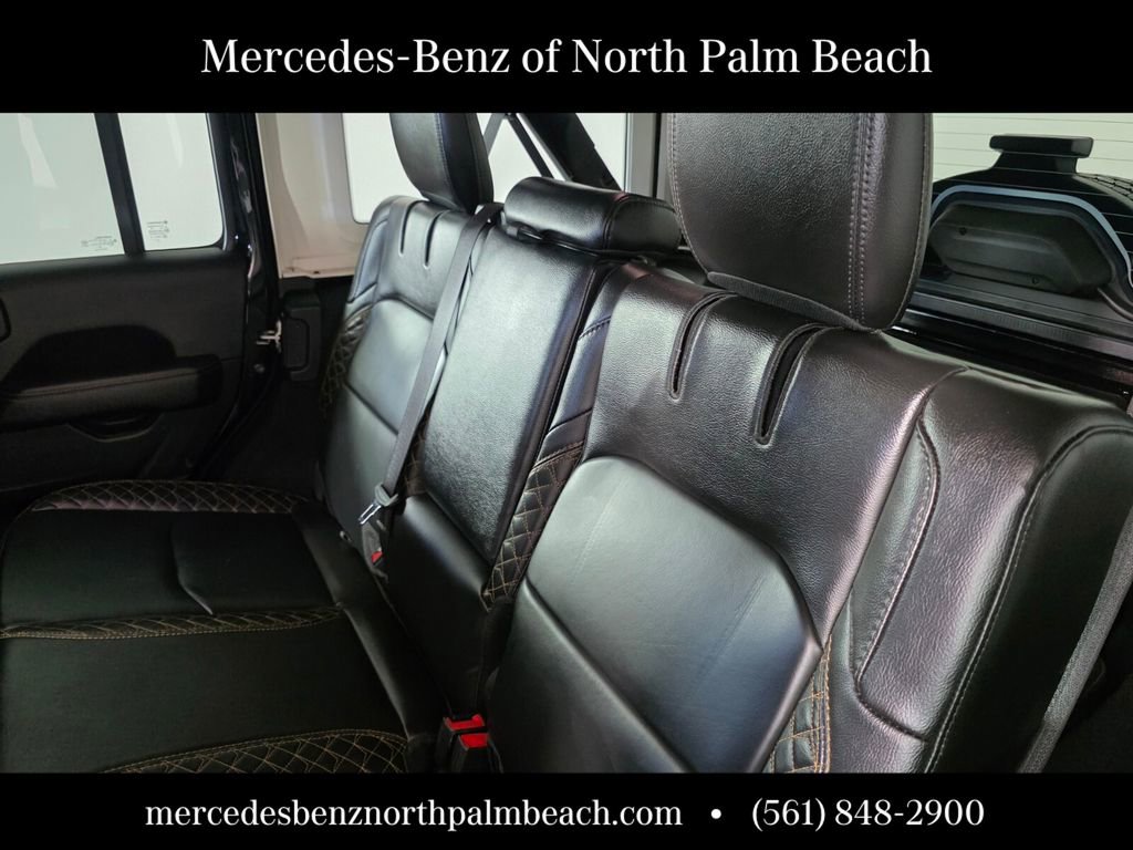 Used 2023 Jeep Wrangler Unlimited Sahara image 14