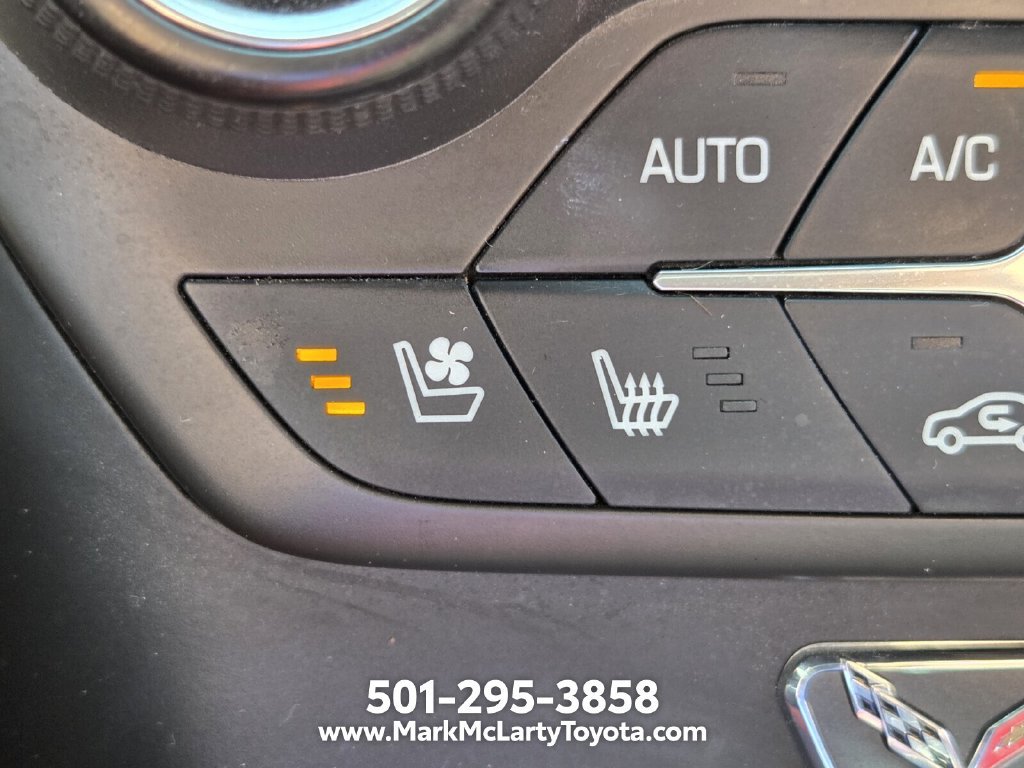 Used 2014 Chevrolet Corvette Stingray Convertible w/ 3LT Preferred Equipment Group RWD image 28