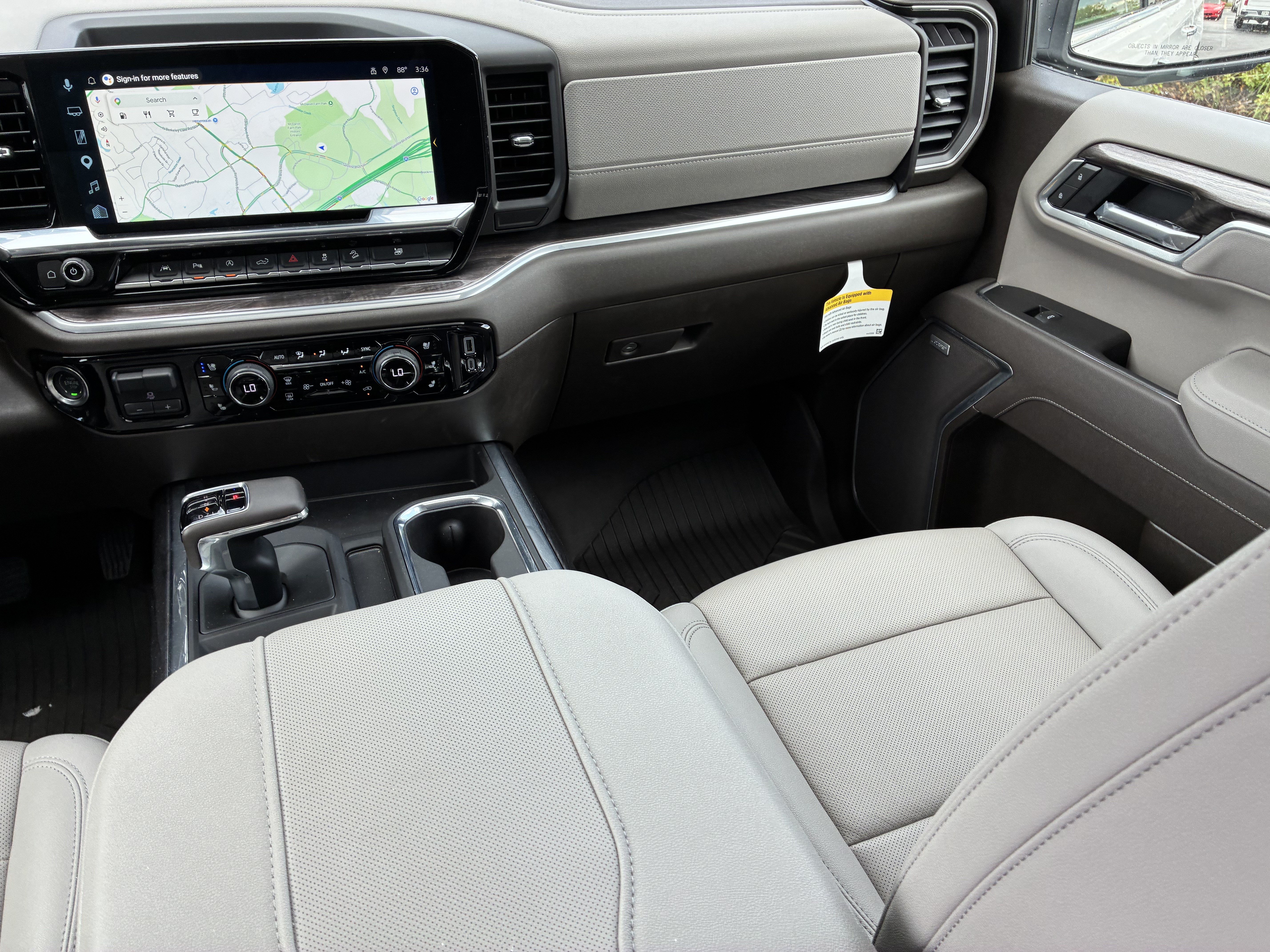 Used 2025 Chevrolet Silverado 1500 LTZ AWD/4WD image 20