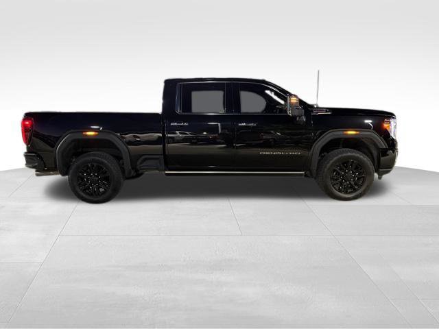 Used 2023 GMC Sierra 2500 Denali w/ Denali Black Diamond Edition AWD/4WD image 2