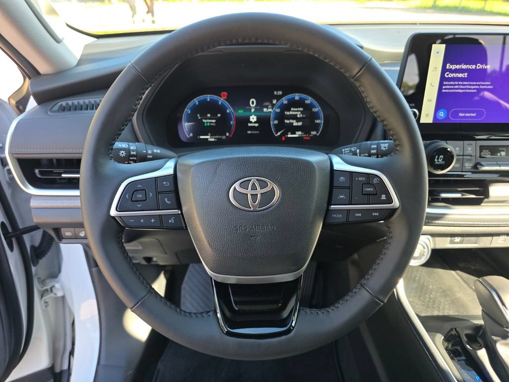 Used 2026 Toyota Grand Highlander AWD image 31