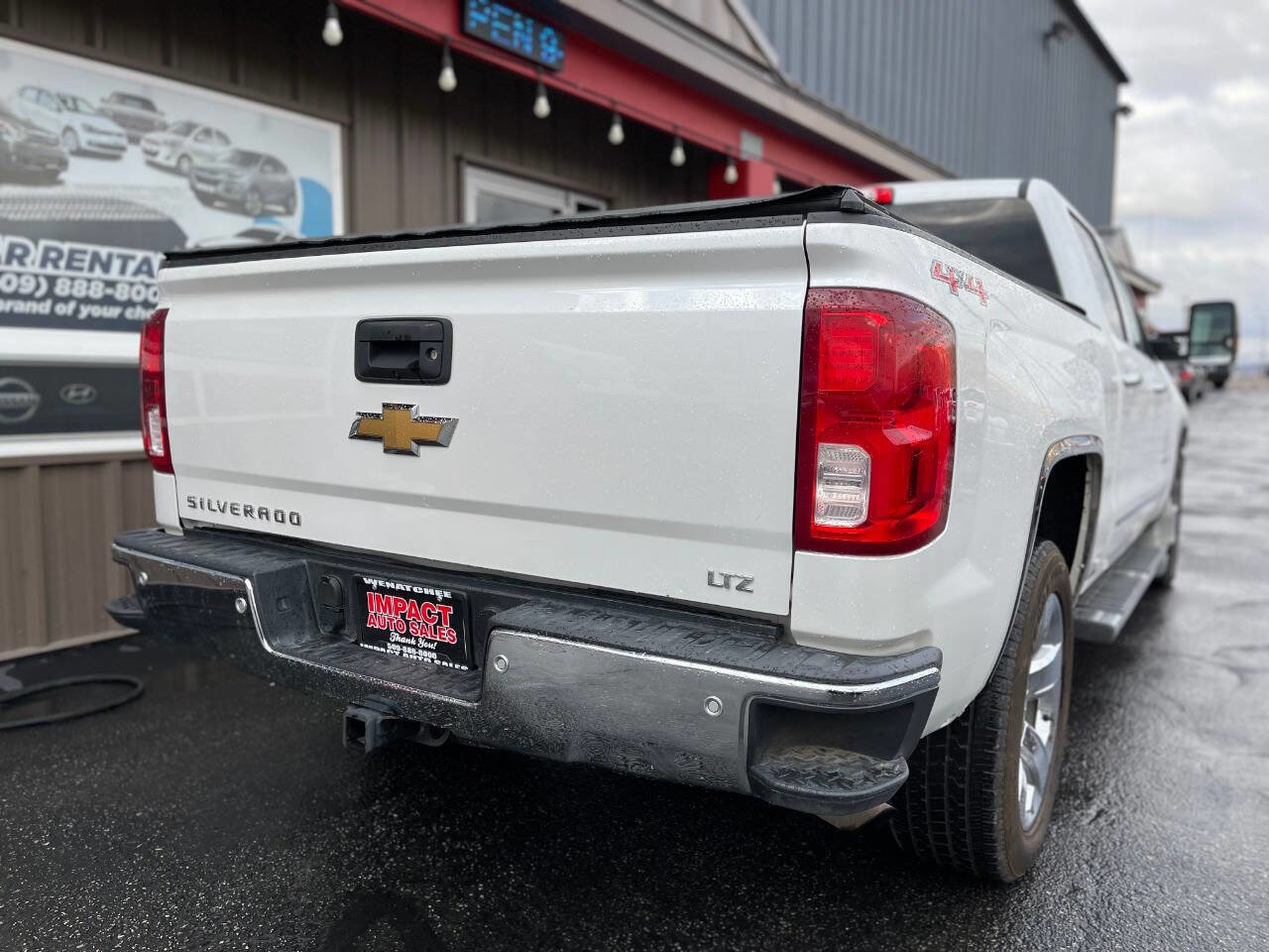 Used 2017 Chevrolet Silverado 1500 LTZ image 11