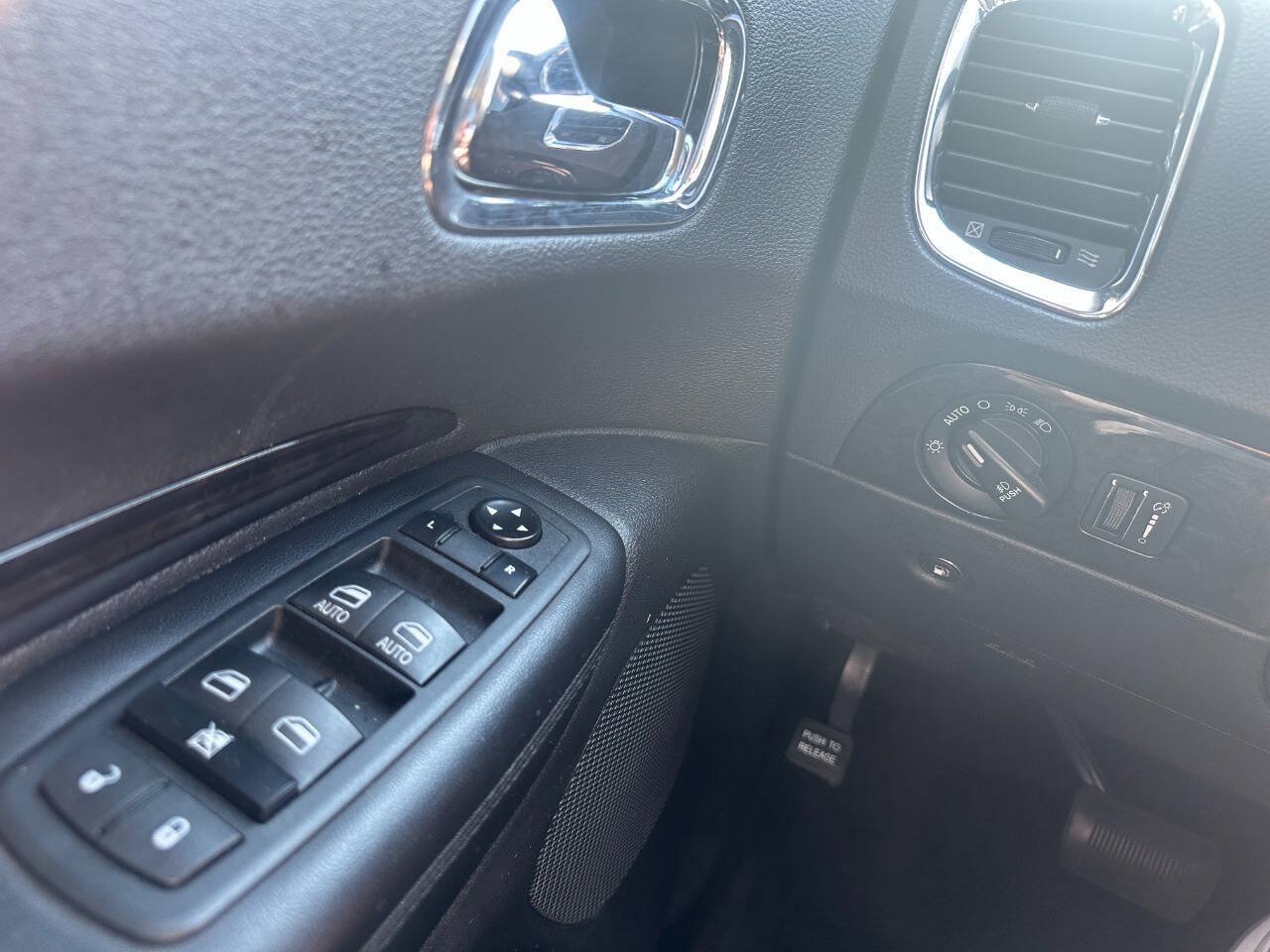 Used 2014 Dodge Durango Limited AWD/4WD image 21