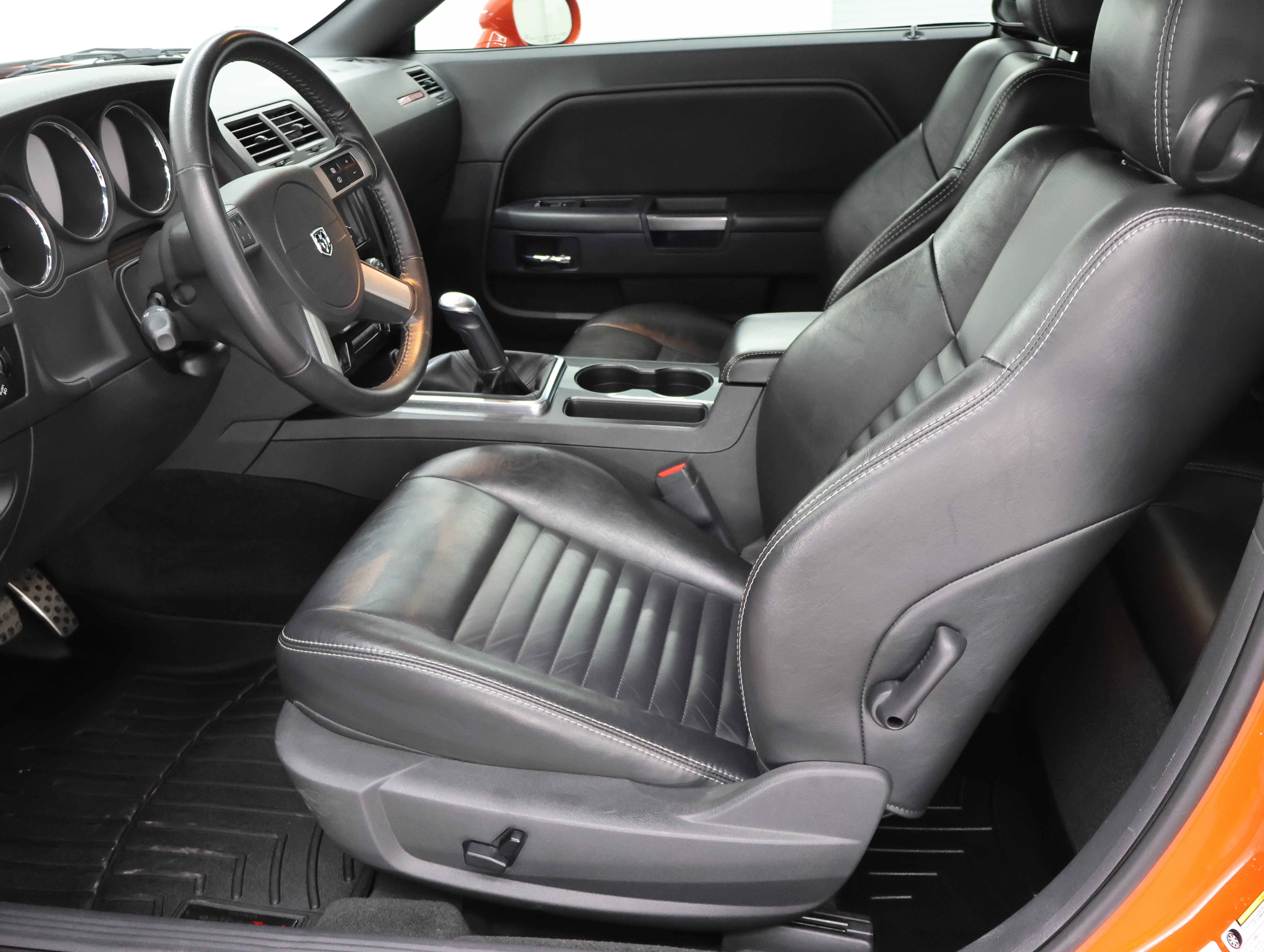 Used 2009 Dodge Challenger R/T image 7