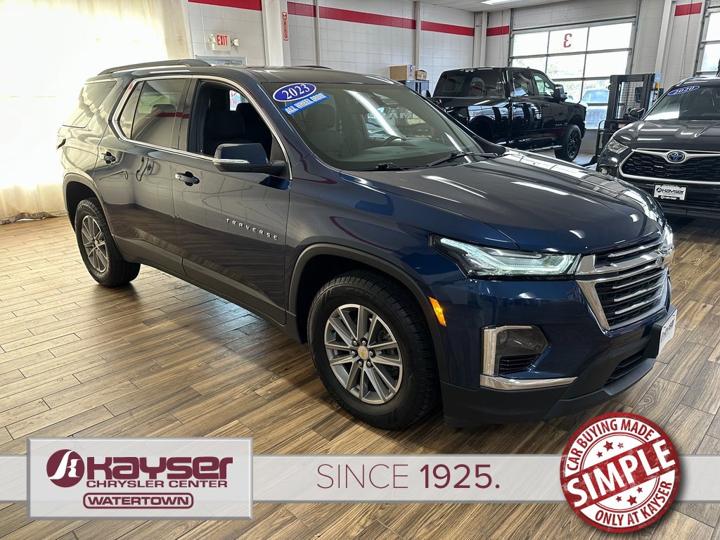 Used 2023 Chevrolet Traverse LT image 6