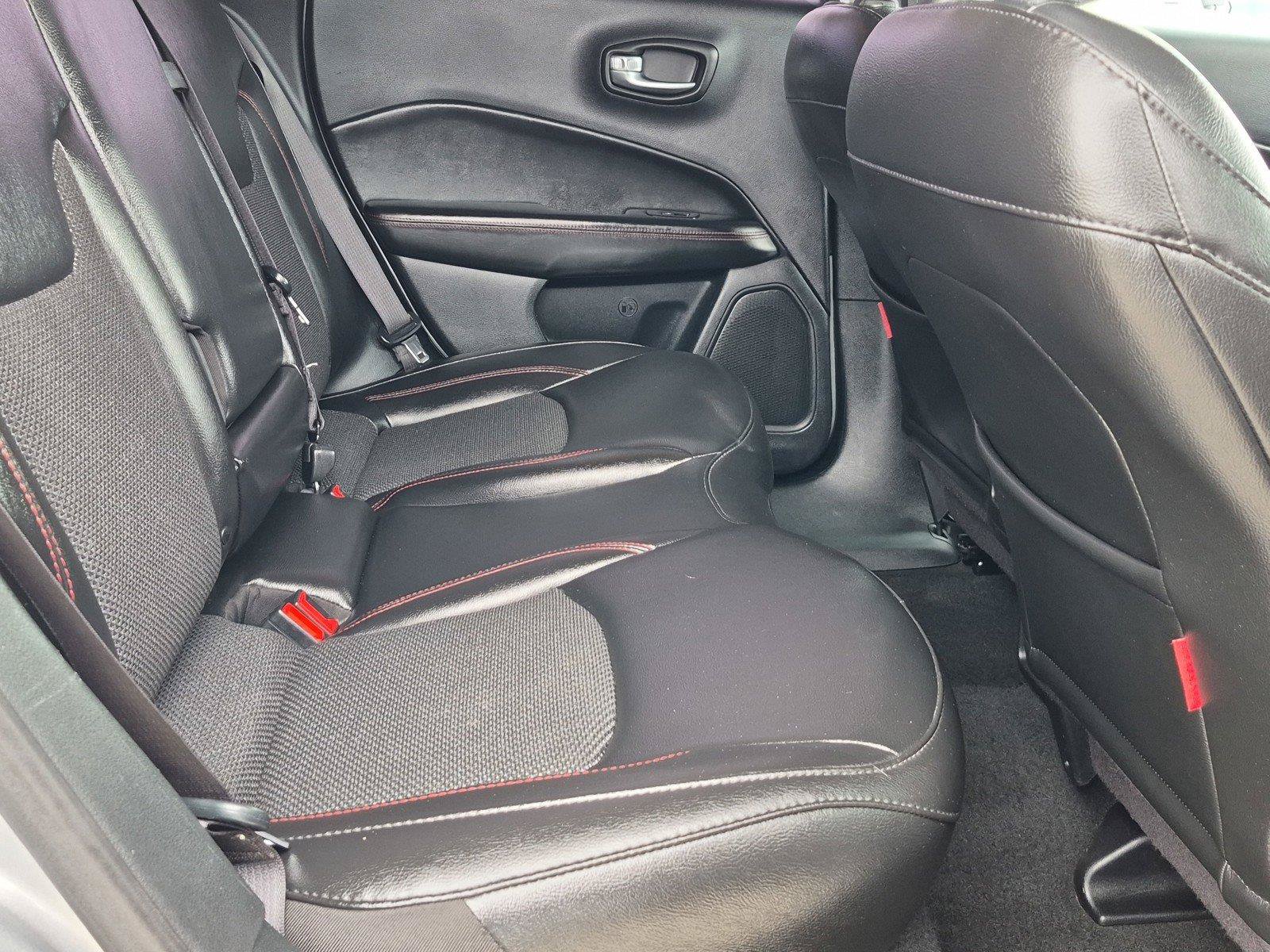 Used 2020 Jeep Compass Trailhawk AWD/4WD image 7
