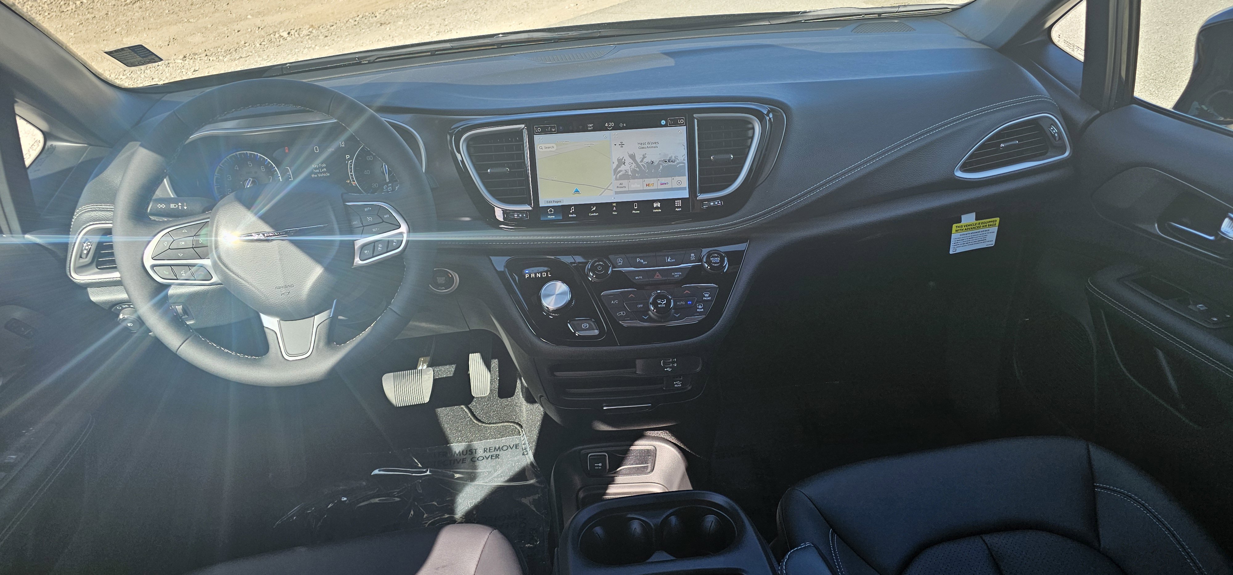 New 2026 Chrysler Pacifica Select image 9