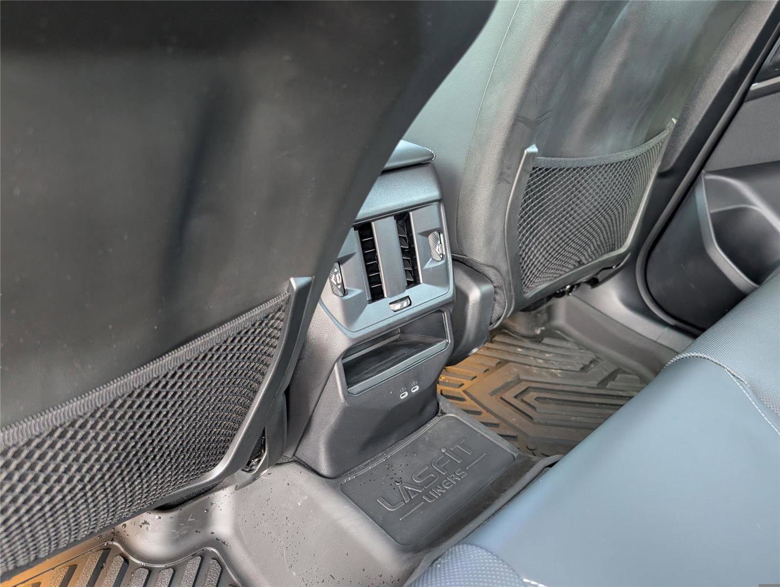 Used 2025 BMW X3 M50 image 30