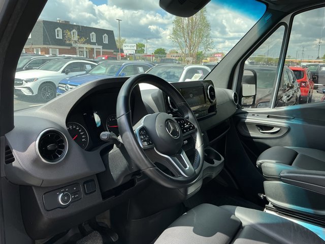 Used 2024 Mercedes-Benz Sprinter 2500 image 10
