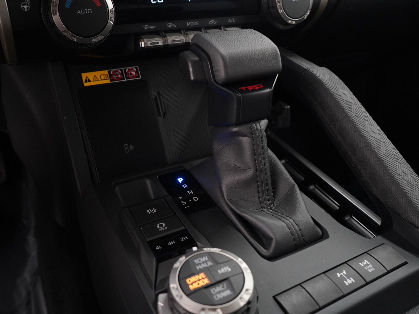 Used 2025 Toyota Tacoma TRD Off-Road image 29